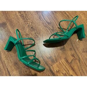 On 34th Women’s Cloverr Strappy Block Heel Sandals Green Size 7 NWT